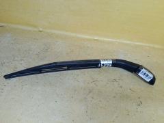 Держатель дворника на Toyota Passo KGC35 85241-B1030, Заднее расположение