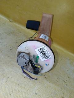 Бензонасос 77020-52060 на Toyota Porte NNP15 1NZ-FE Фото 3