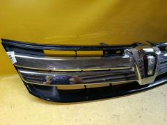 Решетка радиатора 53101-44330, 53114-44010 на Toyota Isis ZGM10G Фото 3