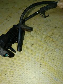 Датчик ABS MN102859 на Mitsubishi Colt Plus Z24W 4A91 Фото 2