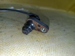 Датчик ABS 89542-28110 на Toyota Noah ZRR70G 3ZR-FAE Фото 2