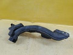 Воздухозаборник на Nissan Note E11 HR15DE 16554 1U620