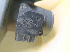 Корпус воздушного фильтра 17700-31550, 17700-31551 на Toyota Crown GRS182 3GR-FSE Фото 2