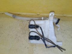 Бачок омывателя на Toyota Noah AZR60G 060851-074