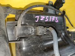 Бачок омывателя на Toyota Crown JZS173 Фото 3