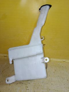 Бачок омывателя 85315-52050 на Toyota Porte NNP15 Фото 2