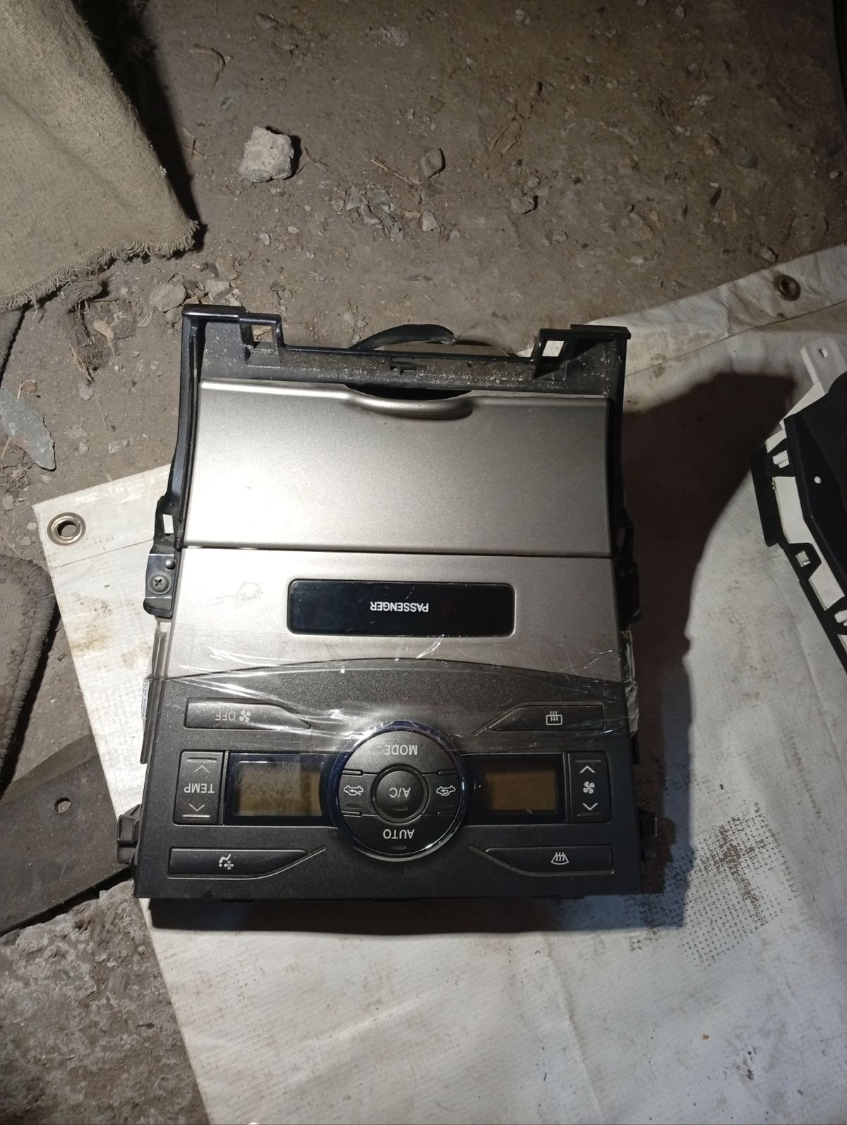 Блок управления климатконтроля на Toyota Corolla Fielder NZE144G 1NZ-FE Фото 10