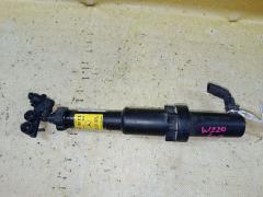 Форсунка омывателя на Mercedes-Benz S-Class W220 A2208601347  A2208600547, Переднее расположение