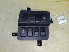 Кнопка на Nissan Murano Z51 JN8AZ1MW6CW910112 68167-1AA0A, Переднее расположение