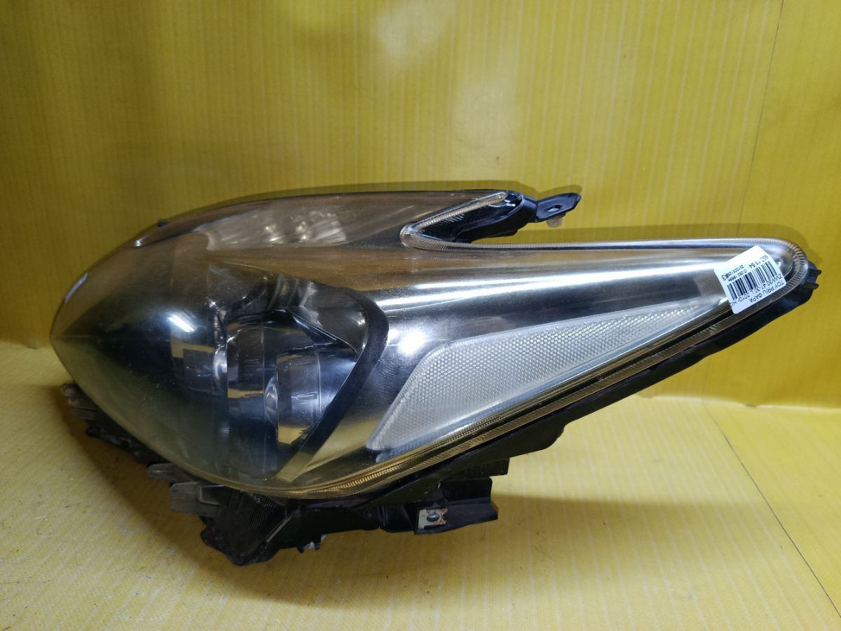 Фара 47-30 47-30,212-11P6-LDEM7 L на Toyota Prius ZVW30 Фото 2