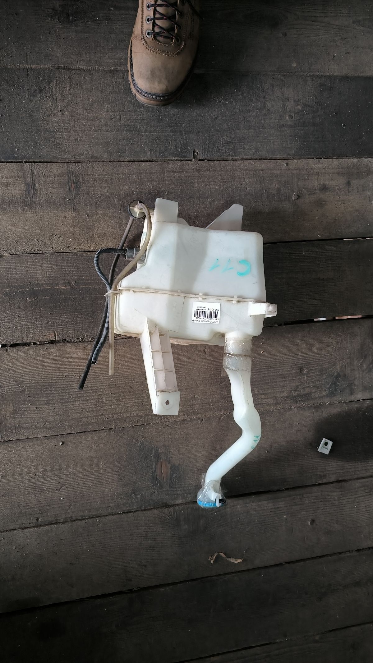 Бачок омывателя 28910 ED000, 28910 ED00A на Nissan Tiida C11 Фото 4