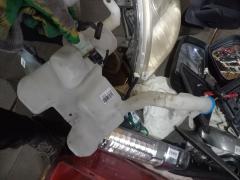 Бачок омывателя на Honda Insight ZE2 Фото 4