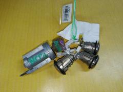 Замок зажигания на Toyota Funcargo NCP20 69570-12180
