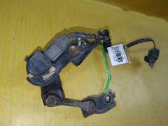 Датчик регулировки наклона фар на Honda Freed GB3 Фото 2