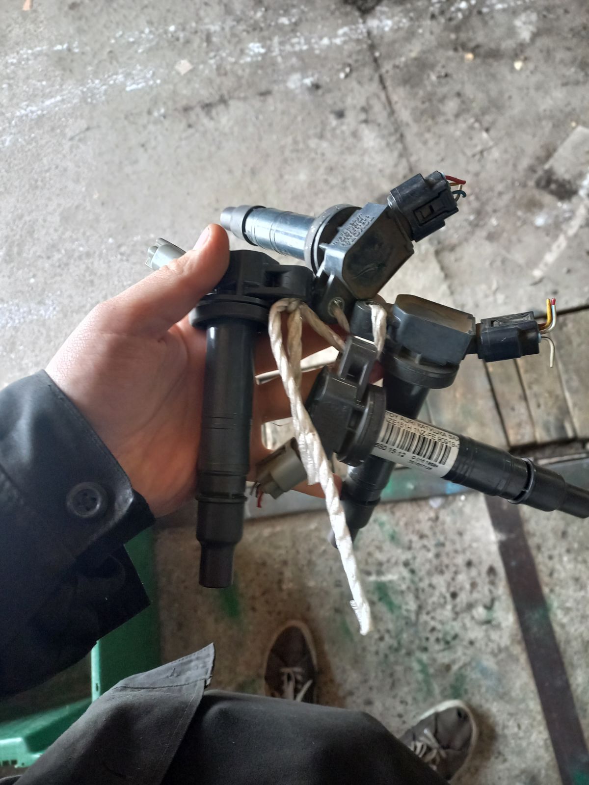 Катушка зажигания 90919-02248, 48278, 880255, 9091902260, 90919A2001, 90919A2006, 90919C2006, 90919T2005, 90919T2008, GN10315-12B1, IGC108A, LC-016-4708, ZSE167 на Toyota Auris NZE151H 1NZ-FE Фото 4