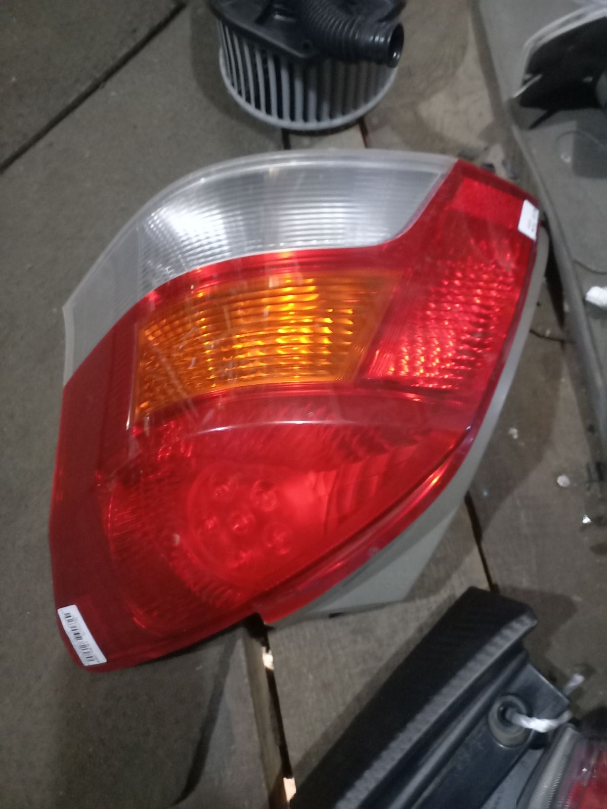 Стоп 52-187 52-187 на Toyota Vitz KSP90 Фото 5