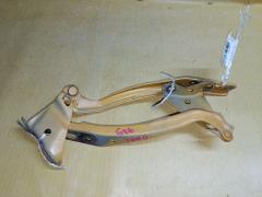 Крепление капота на Honda Fit GE6