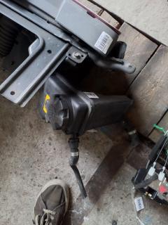 Бачок расширительный 1713760748202, 17137519368, 17137543026, 17137567462, 17137607482, 17137640514 на Bmw 1-Series E82-UC12 N43B20AA Фото 4