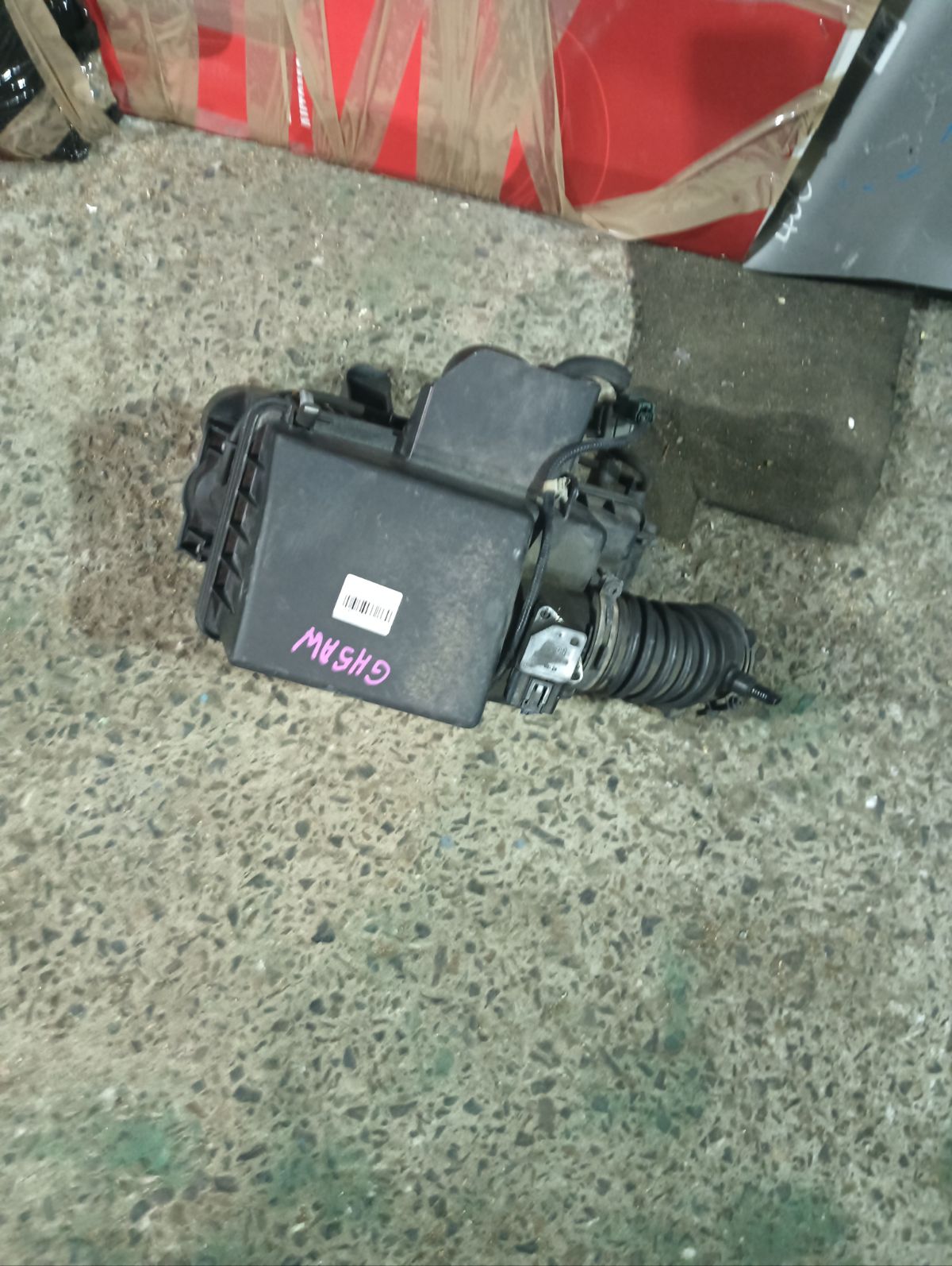 Корпус воздушного фильтра на Mazda Atenza GH5AW L5-VE Фото 7