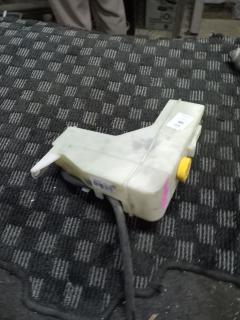 Бачок расширительный 217114U000, 217114U00A на Nissan Bluebird Sylphy QNG10 QG18DE Фото 3