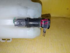 Бачок омывателя на Mitsubishi Grandis NA4W Фото 3