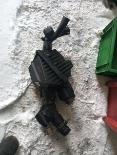 Корпус воздушного фильтра на Nissan Wingroad WFY11 QG15DE Фото 8