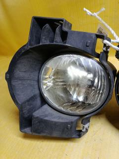 Туманка бамперная 42-34 42-34 на Toyota Voxy AZR65G Фото 3