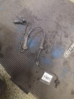 Датчик ABS 57450-TF0-003 на Honda Fit GE6 L13A Фото 3