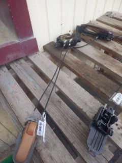 Замок двери на Nissan March AK12 Фото 8