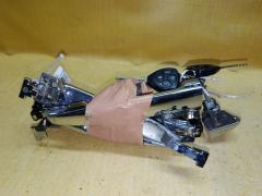 Ручка двери на Toyota Noah AZR65G
