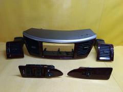 Консоль магнитофона на Toyota Noah AZR65G 55405-28360
