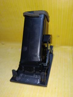 Консоль магнитофона 55405-28360 на Toyota Noah AZR65G Фото 9