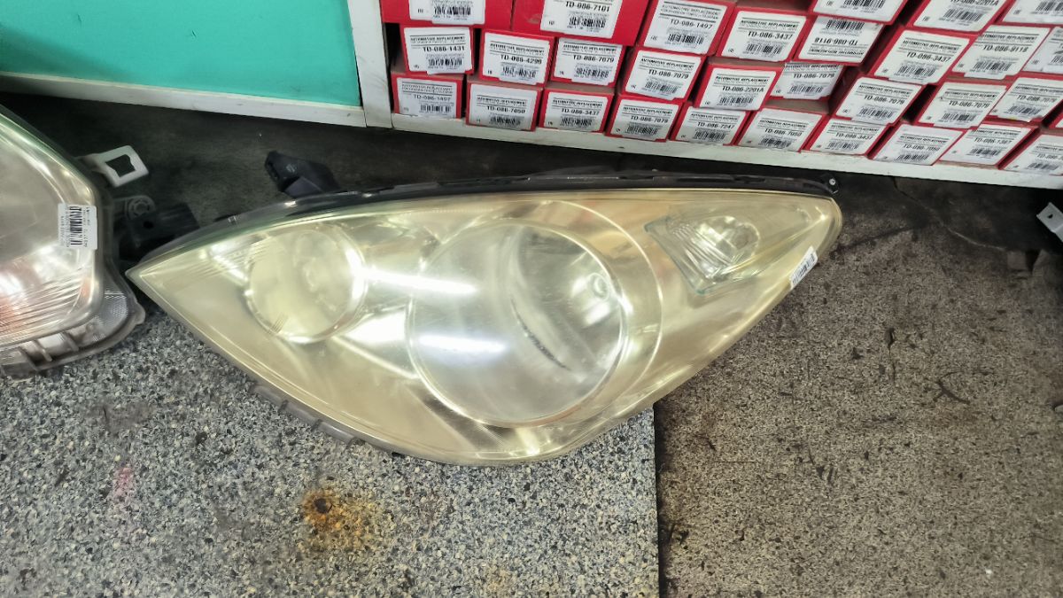 Фара H005 H005 на Nissan Note E11 Фото 8