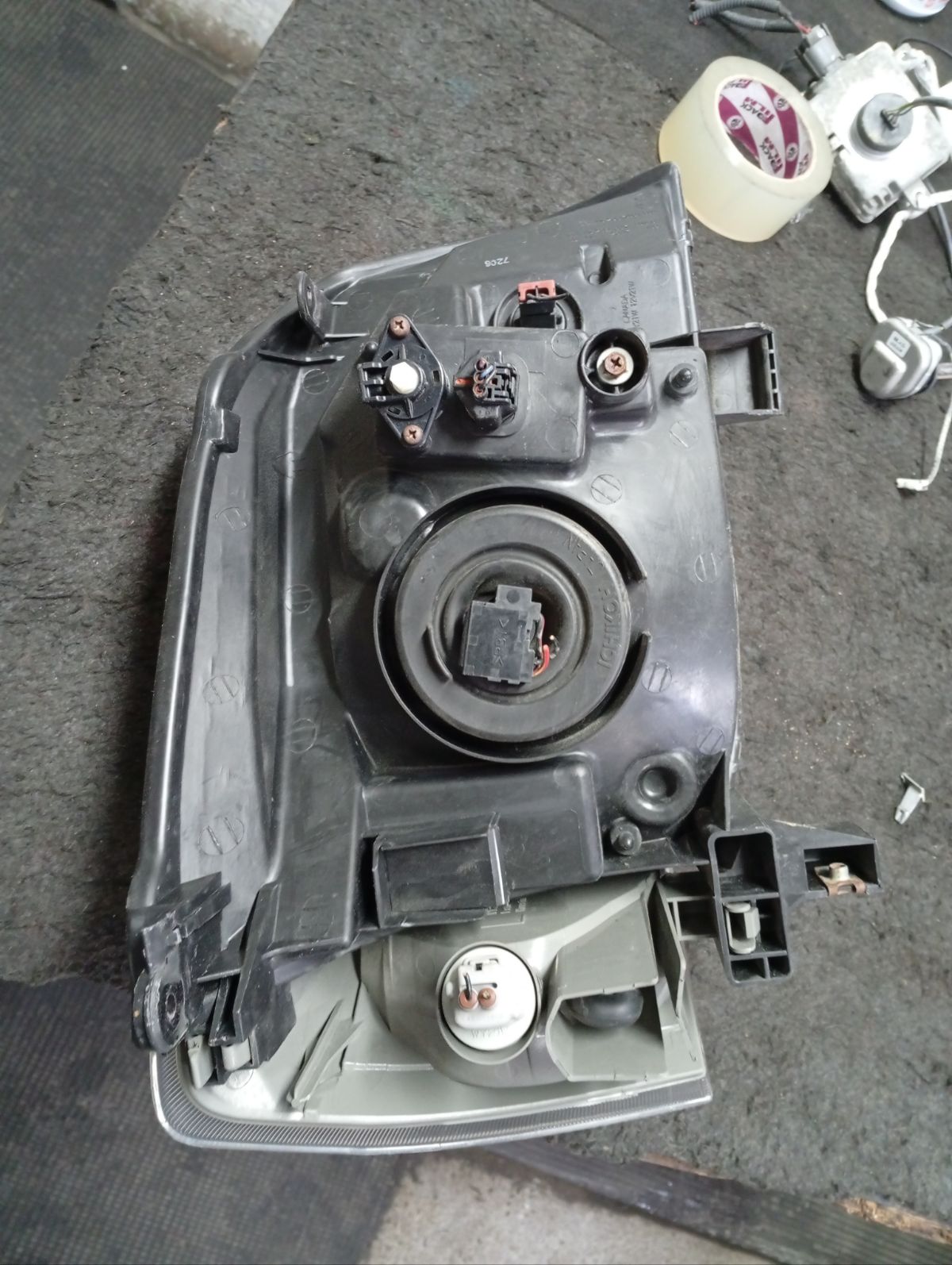 Фара 1669 1669 на Nissan X-Trail NT30 Фото 9