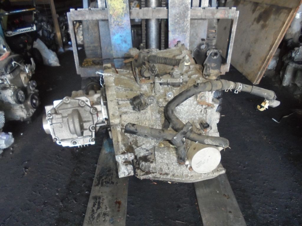 КПП автоматическая на Toyota Corolla Fielder NZE144G 1NZ-FE Фото 8