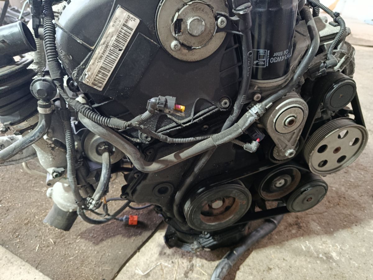 Двигатель на Audi A4 8K CDN Фото 9