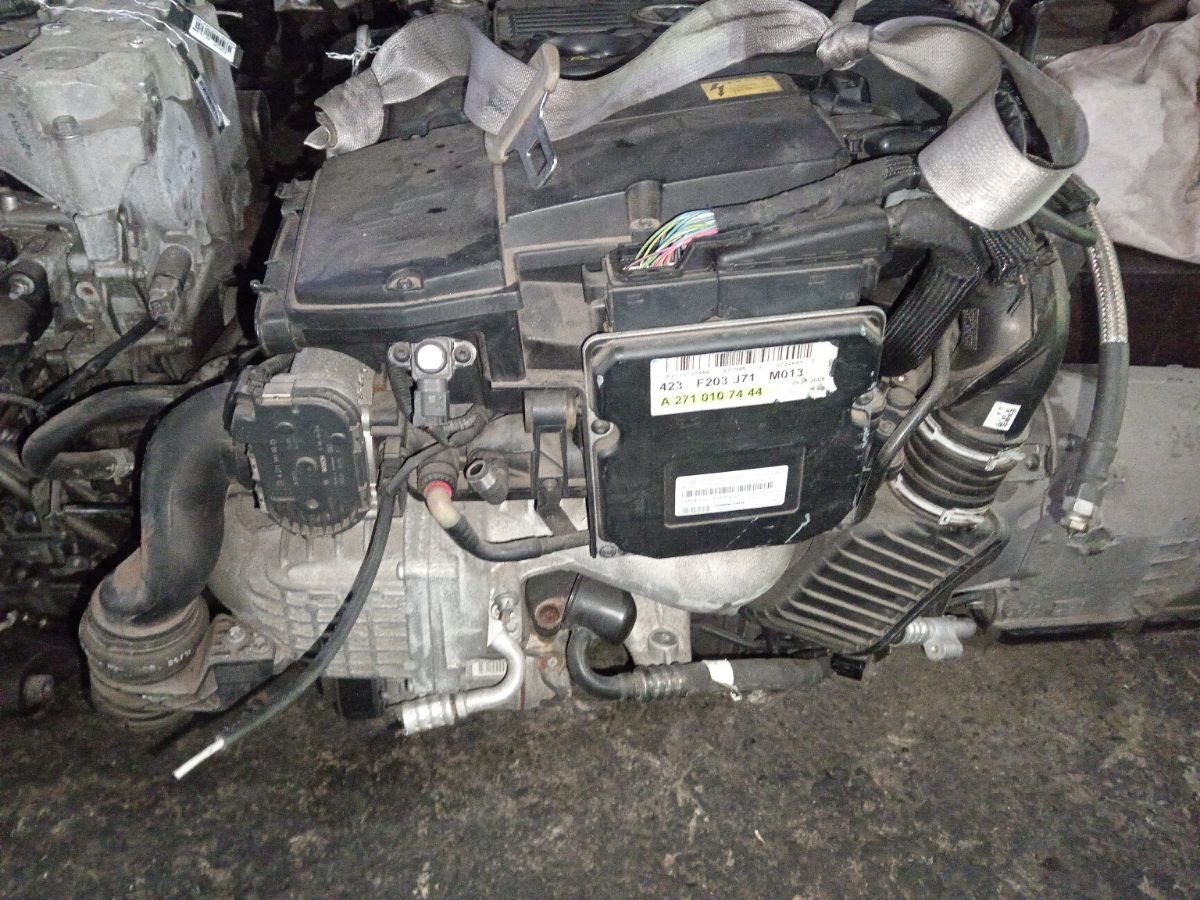 Двигатель на Mercedes-Benz C-Class Station Wagon S203.246 271.946 Фото 1