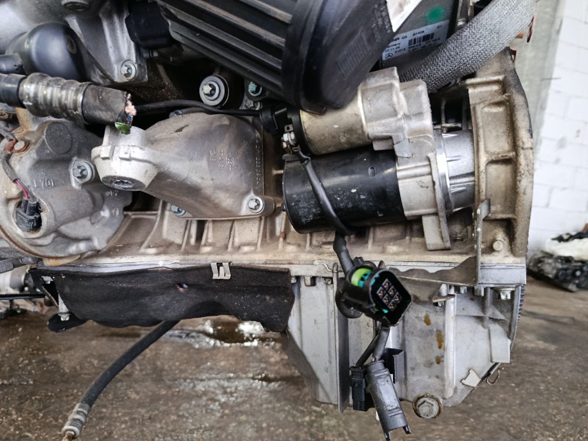 Двигатель на Mercedes-Benz C-Class Station Wagon S203.246 271.946 Фото 25