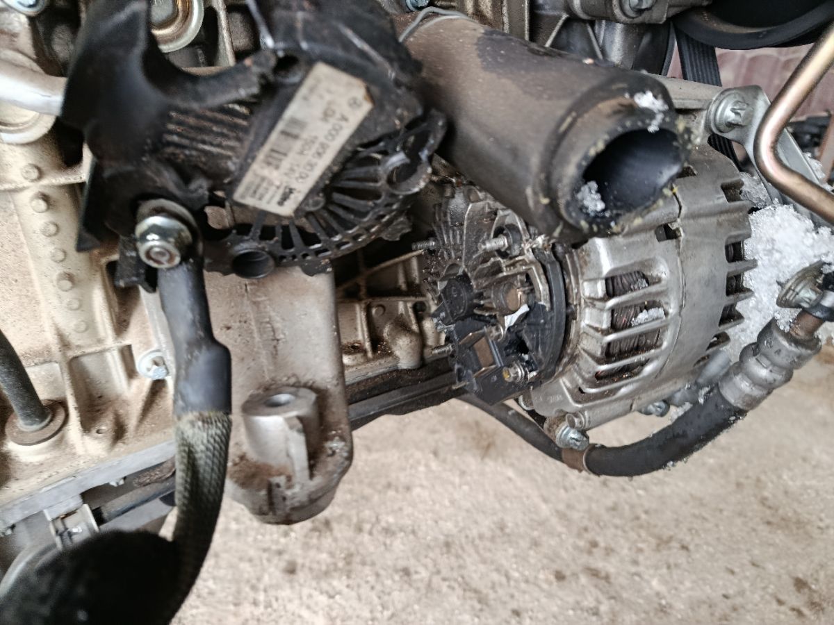 Двигатель на Mercedes-Benz C-Class Station Wagon S203.246 271.946 Фото 7