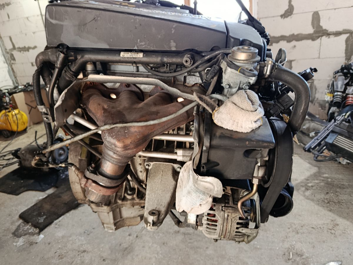 Двигатель на Mercedes-Benz C-Class Station Wagon S203.246 271.946 Фото 13