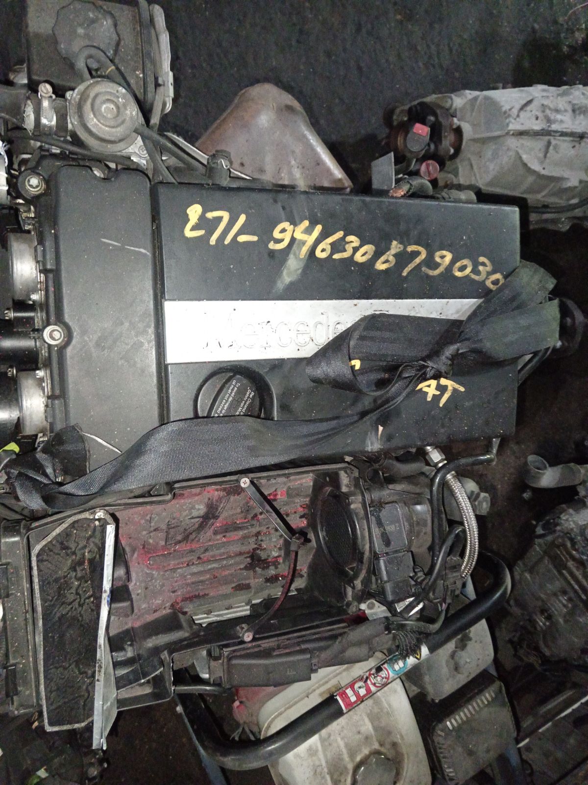 Двигатель на Mercedes-Benz C-Class Station Wagon S203.246 271.946 Фото 2