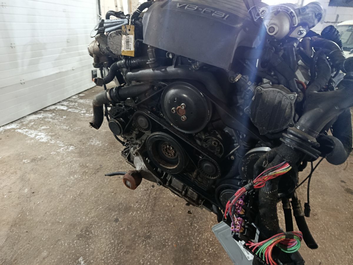 Двигатель на Audi A6 4F CCEA Фото 3