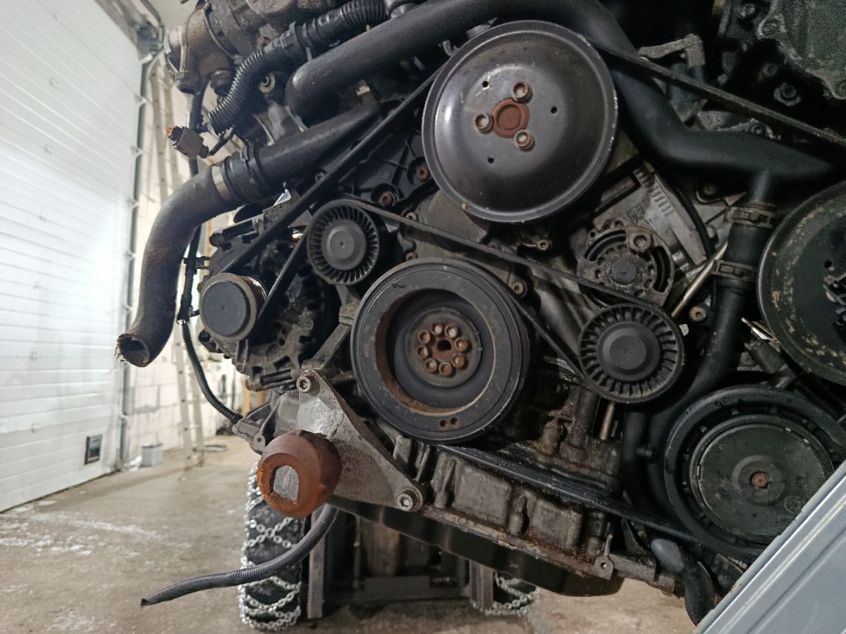 Двигатель на Audi A6 4F CCEA Фото 5