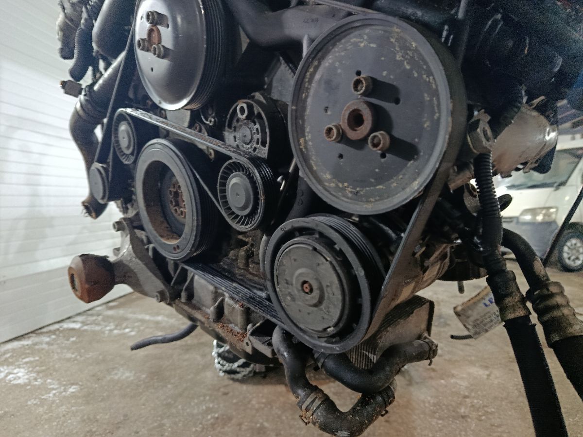 Двигатель на Audi A6 4F CCEA Фото 6