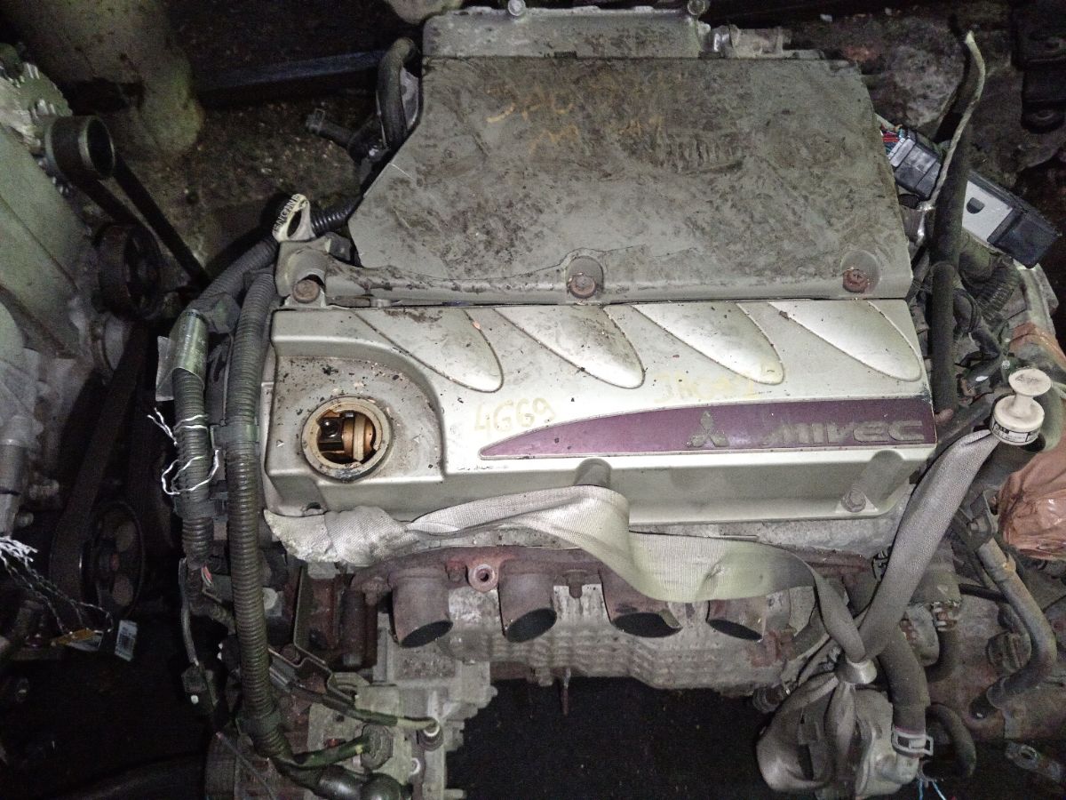 Двигатель на Mitsubishi Grandis NA4W 4G69 Фото 3