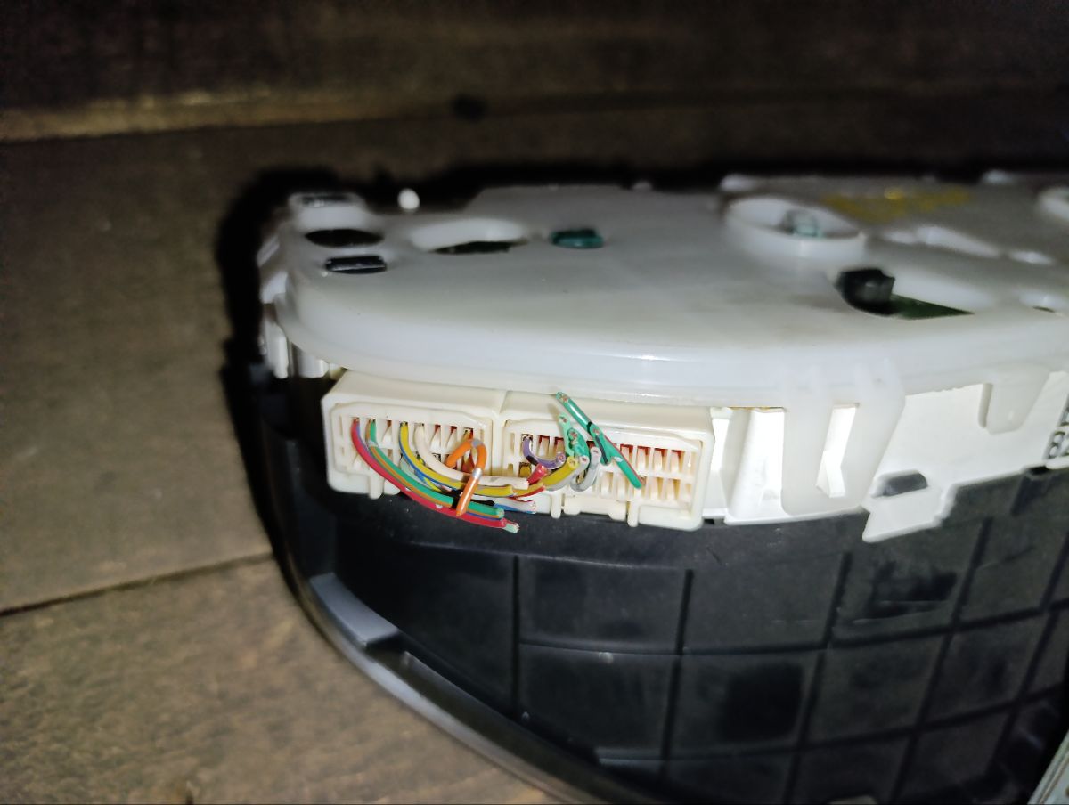 Спидометр на Mazda Familia S-Wagon BJ5W ZL-VE Фото 6