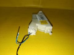 Замок крышки бензобака 78850-5Y70A, 78850-5Y700, 78850-5Y70B на Nissan Teana TNJ32 QR25DE Фото 2