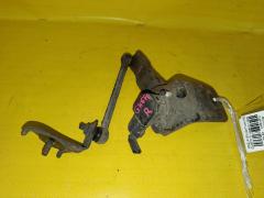 Датчик регулировки наклона фар на Mazda Atenza GH5FP, Заднее расположение