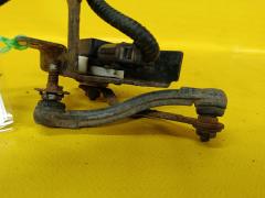 Датчик регулировки наклона фар на Toyota Corolla Fielder NZE144G Фото 3