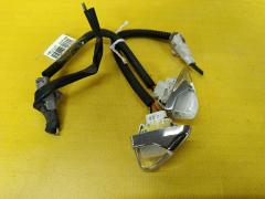 Поворотник в крыло на Toyota Mark Ii GX105 Фото 8